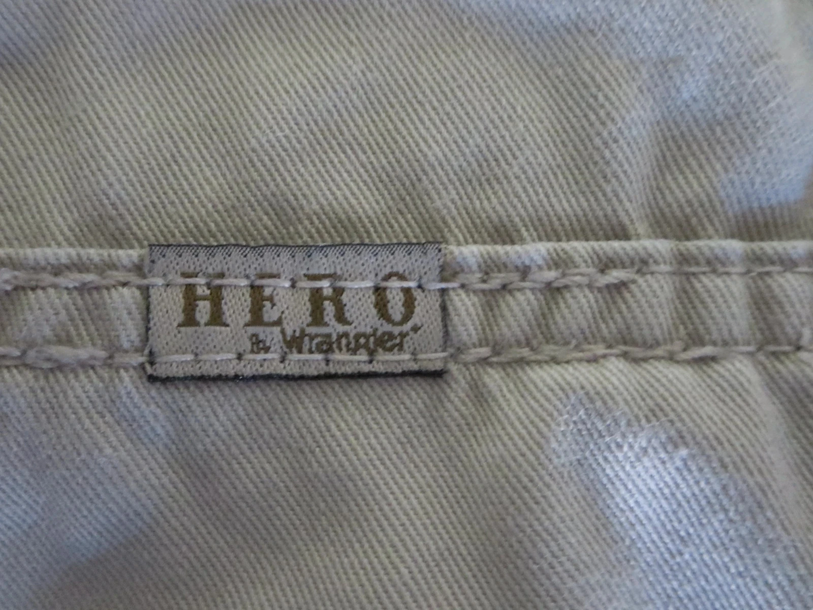 Pantacourt beige "Hero by Wrangler" - Taille 36 - 100% Coton – photo 2